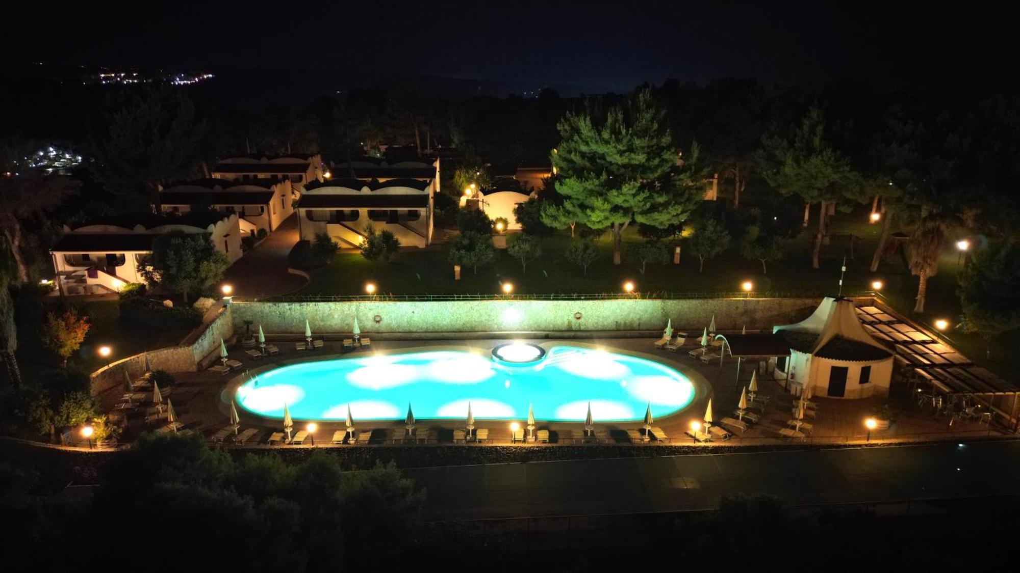 Villaggio Idra Residence Вьесте Экстерьер фото